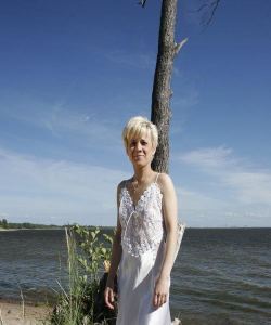 <p class='ppt-number'>221 779 + PIN 360</p><p class='ppt-pricing-de'>1,99 Euro/Min.</p>