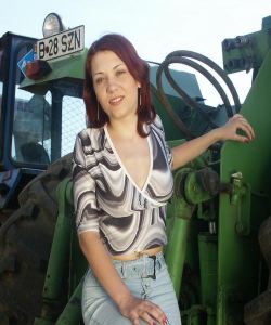 <p class='ppt-number'> 221 779 + PIN 433</p><p class='ppt-pricing-de'>1,99 Euro/Min.</p>